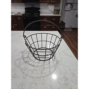 Vintage Farmhouse Egg Basket 9" Wide Metal Home Decor Chic VN 103